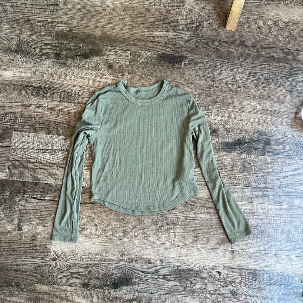 Olive Green Ultralite Long Sleeve Women's Top